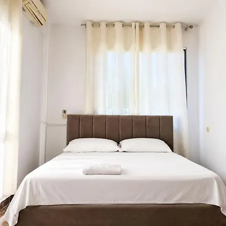 ホテル Rene